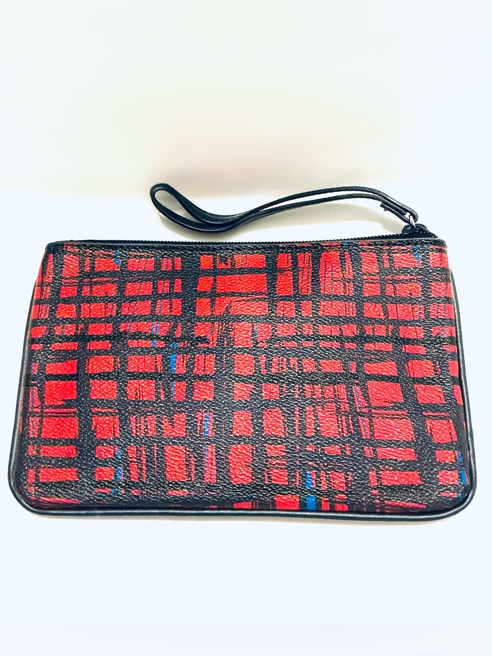 VERA BRADLEY, Vintage Wristlet Clutch in Red Plaid with Navy Trim, NWOT - Picture 6 of 10
